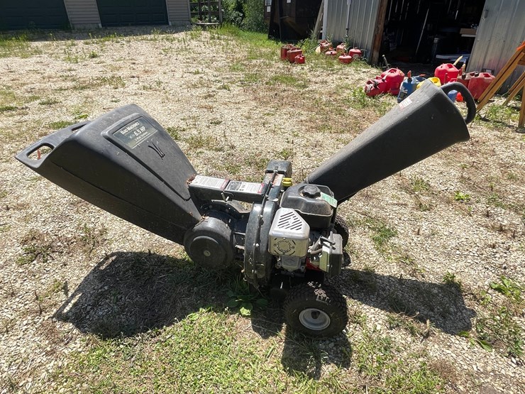 #3322-•-yard-machines-chipper-image-4