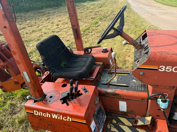 ditch-witch-3500dd-image-22