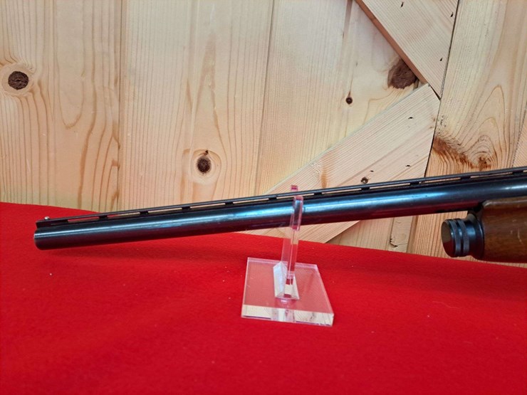 browning-a5-light-twelve-12-gauge-semiauto-shotgun-image-2