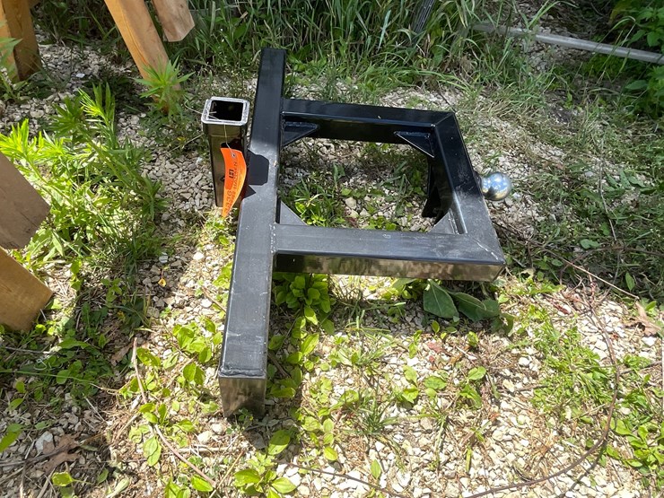 #3336-•-3-point-universal-plate-image-4