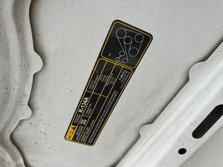 2010-ford-transit-connect-image-35