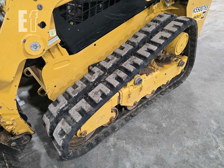 2021-caterpillar-239d3-image-26