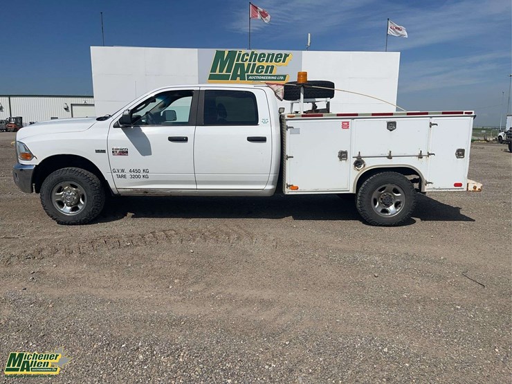 dodge-2500-image-2