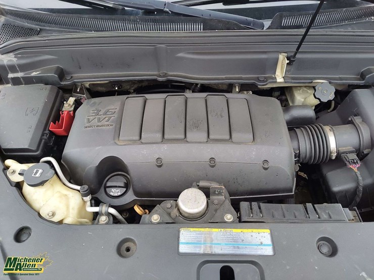 2010-gmc-acadia-image-20