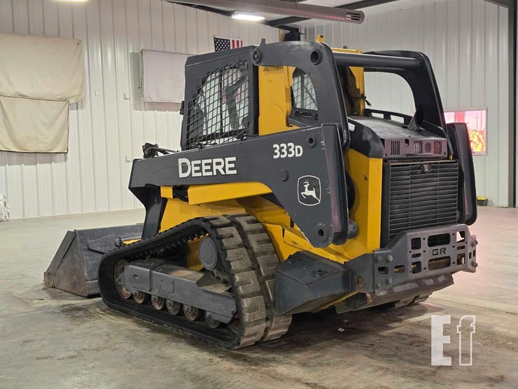 2012-deere-333d-image-4