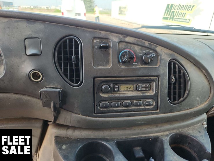 2007-ford-e350-image-5