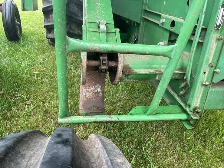 john-deere-4420-image-25