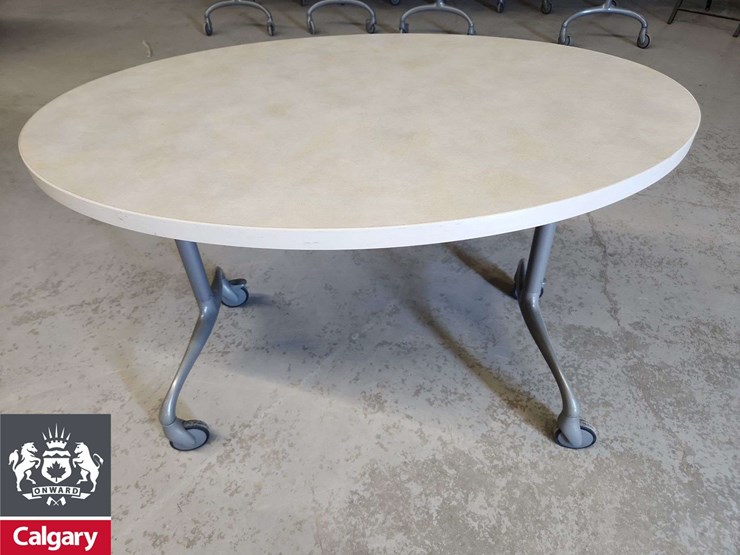 small-rolling-table-image-1