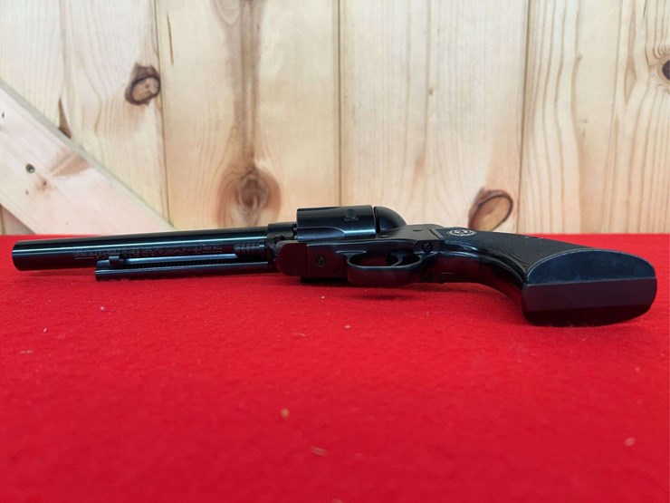 50th-anniversary-ruger-new-model-blackhawk-.44-magnum-sa-revolver-image-7