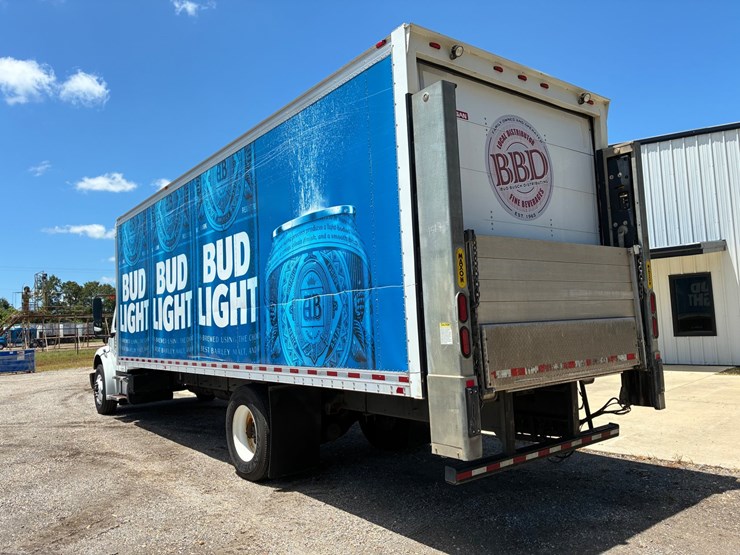 #9941-•-2017-freightliner-m2-box-truck-image-5