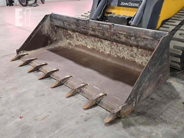 2012-deere-333d-image-9