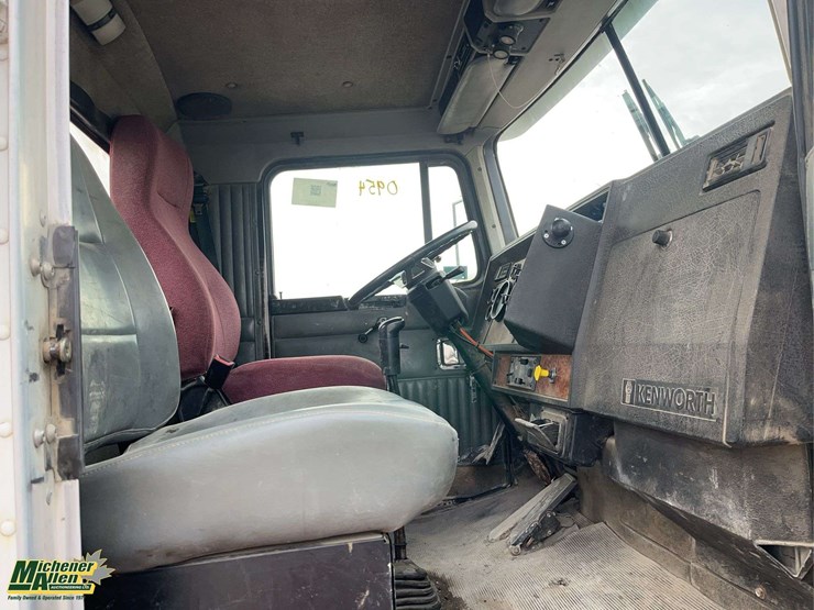2000-kenworth-t800-image-19