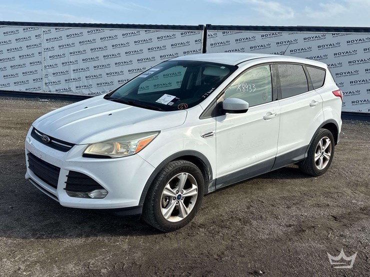 2014-ford-escape-image-1