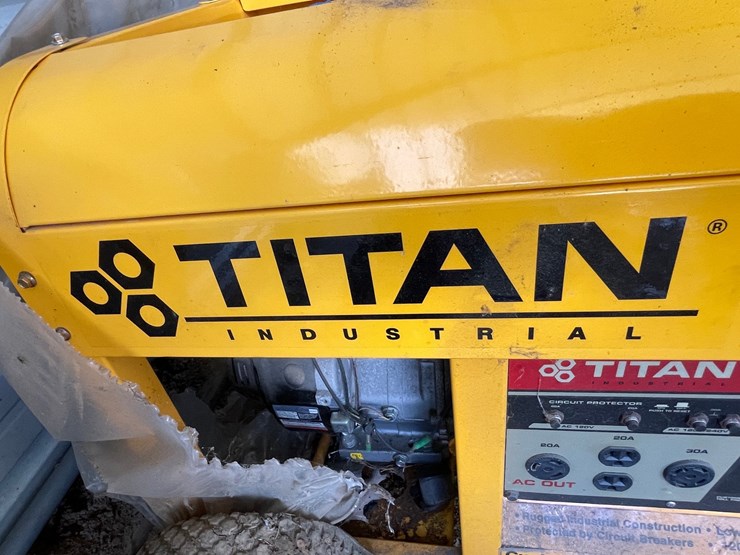 #3328-•-new-titan-industrial-generator-image-10