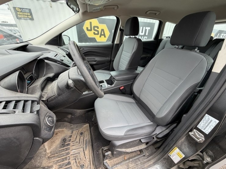2017-ford-escape-image-23
