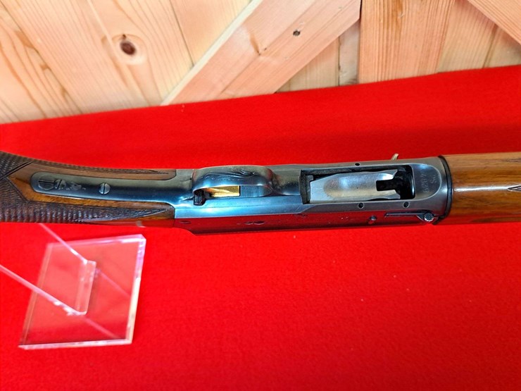 browning-a5-sweet-16-16-gauge-semiauto-shotgun-image-11