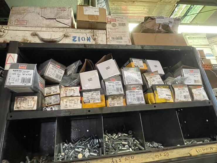 #4002-•-large-metal-organizing-rack-with-hardware-image-5