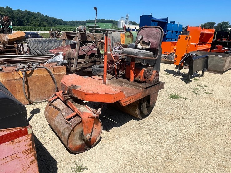 #2076-•-road-roller-image-1