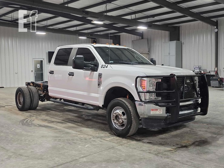 2019-ford-f350-image-2