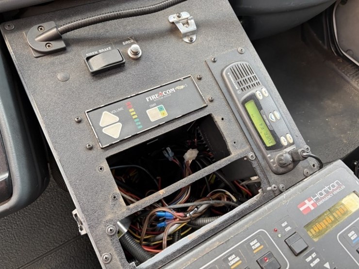 2002-international-durastar-4400-image-37