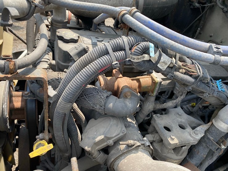 2014-kenworth-t370-bottle-gas-truck-image-65