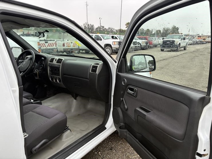 2012-chevrolet-colorado-image-9