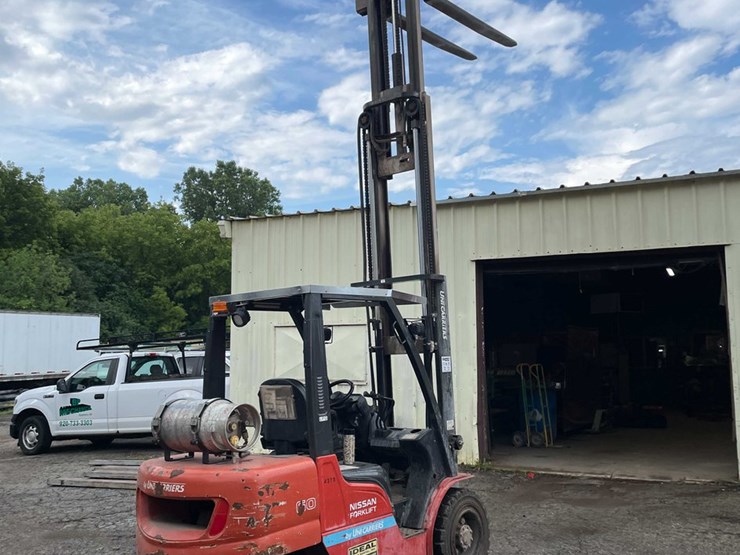 #1101-•-2014-nissan-5200-lb.-lp-forklift-image-28