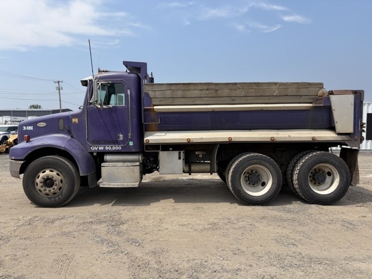 2000-peterbilt-330-image-7
