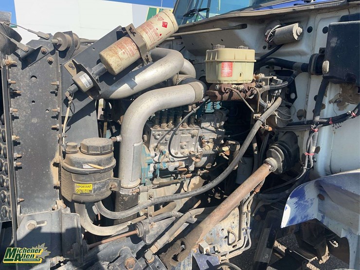 international-4700-image-21