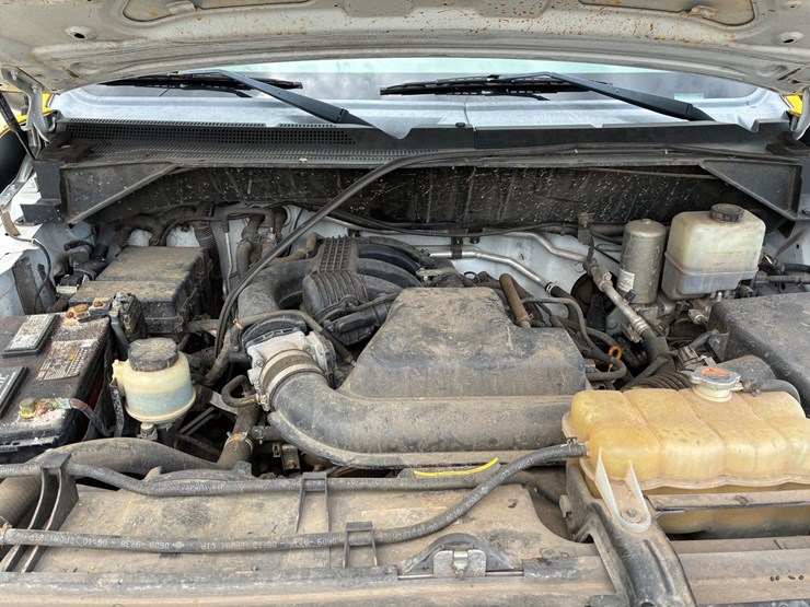 2019-nissan-nv2500-image-12