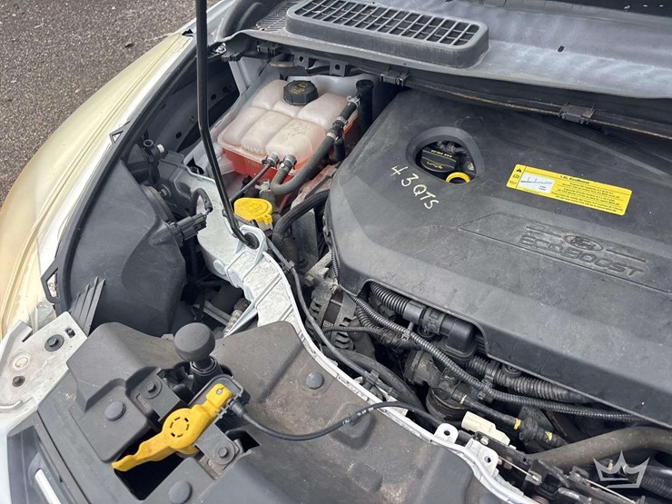 2014-ford-escape-image-19