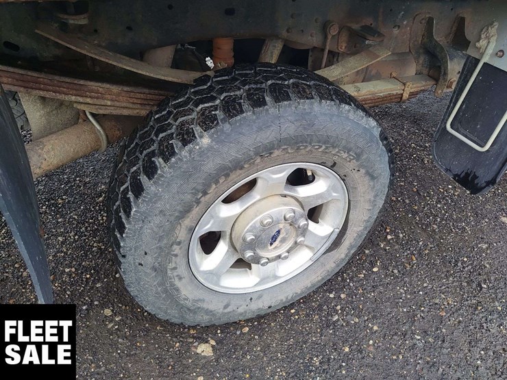 2013-ford-f350-image-12