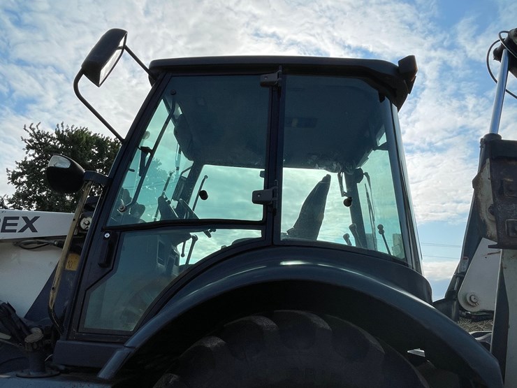 #999-•-case-ih-140a-tractor-with-cab-image-11