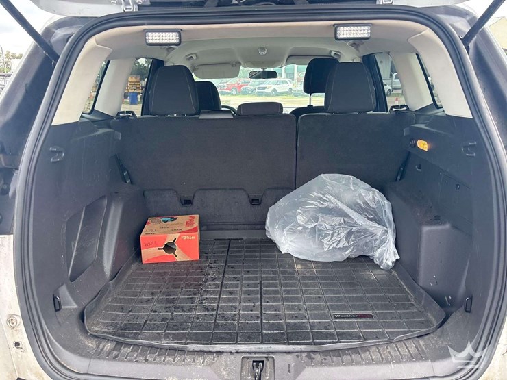 2014-ford-escape-image-17
