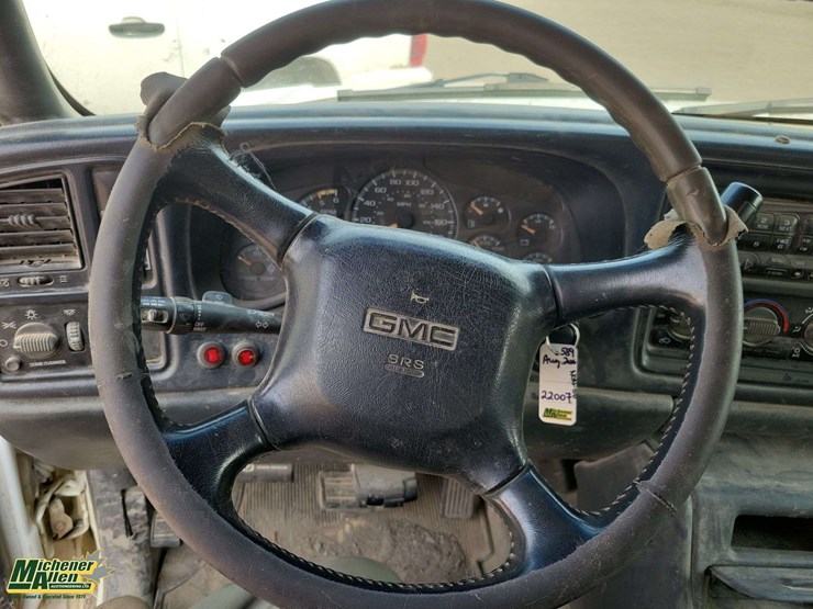2001-gmc-sierra-3500-image-15