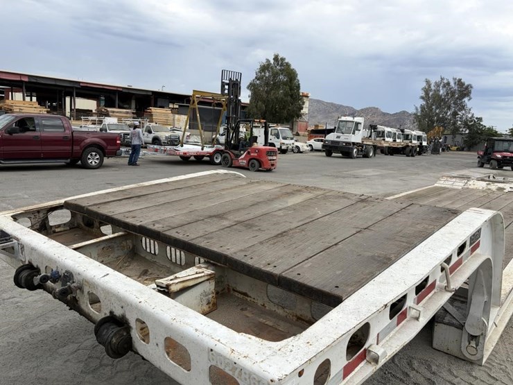 1997-murray-2347-lowboy-equipment-trailer-image-17
