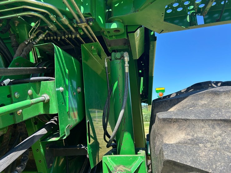 john-deere-9510-image-32