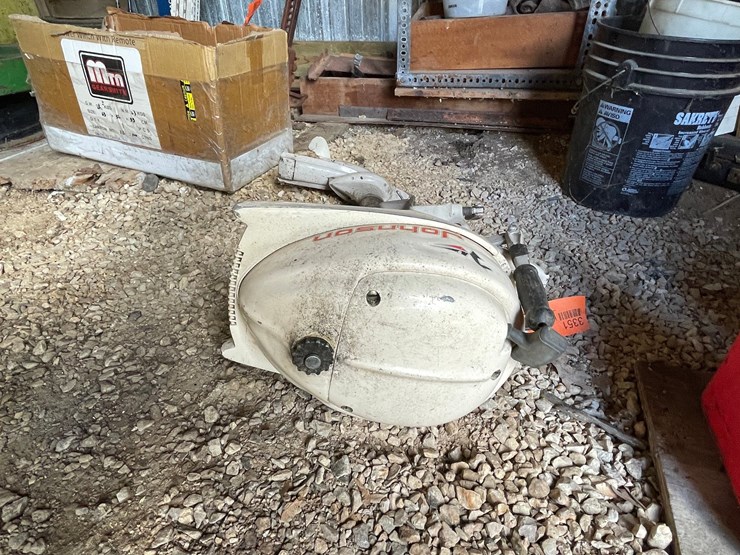 #3351-•-johnson-3hp-seahorse-outboard-motor-image-5