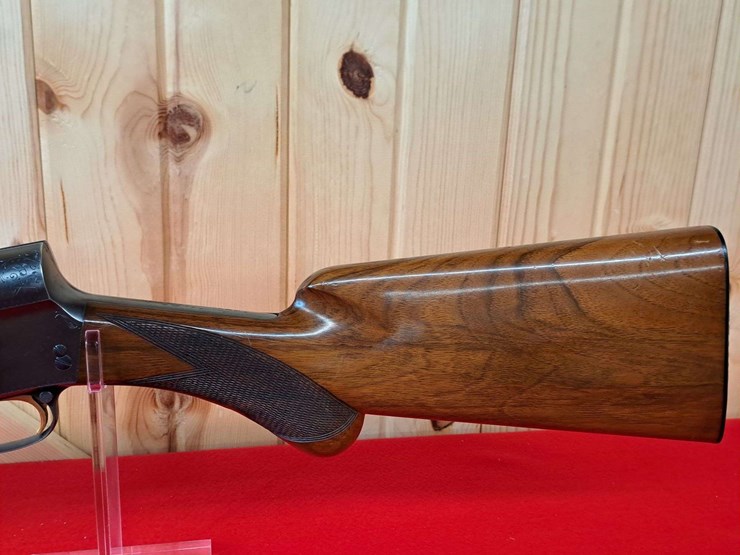 browning-a5-sweet-16-16-gauge-semiauto-shotgun-image-5