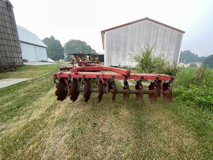 #2262-•-miller-c-series-offset-disk-harrow-image-4