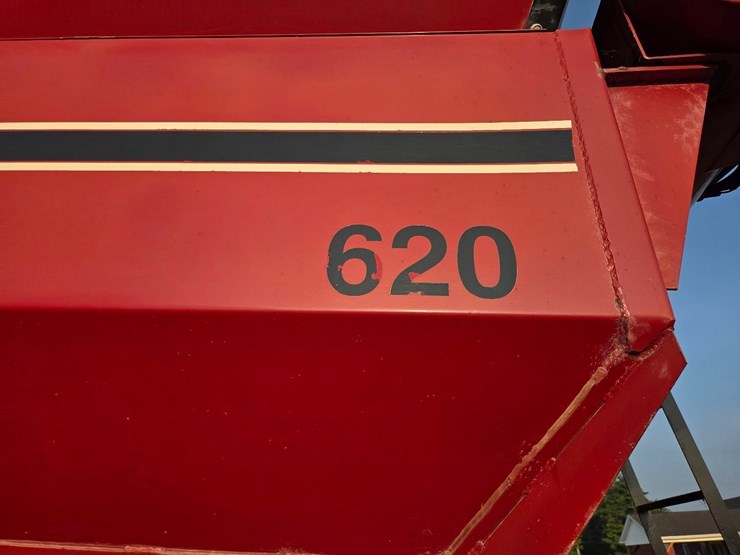 j&m-620-grain-cart-image-33