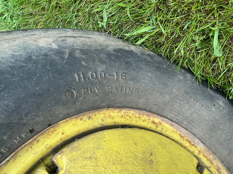 john-deere-4420-image-57