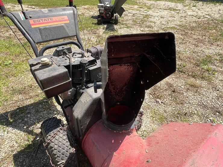 #3321-•-estate-28"-snow-blower-image-21