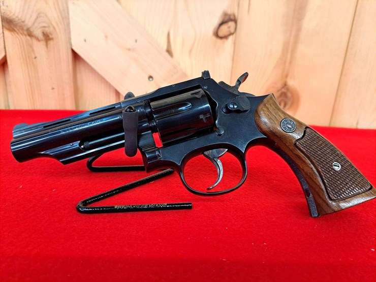 stoeger-llama-martial-.38-special-da-revolver-image-2
