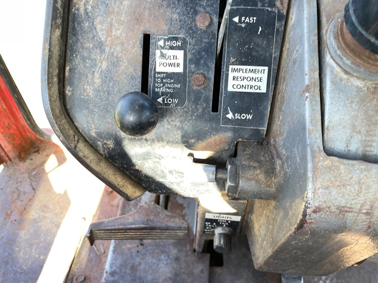 massey-ferguson-1085-image-45