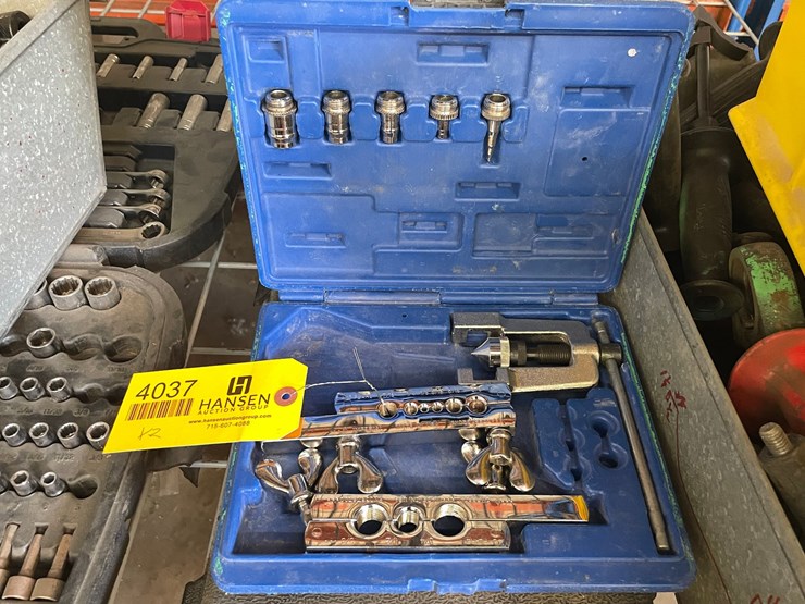 #4037-•-(2)-tool-sets-image-3