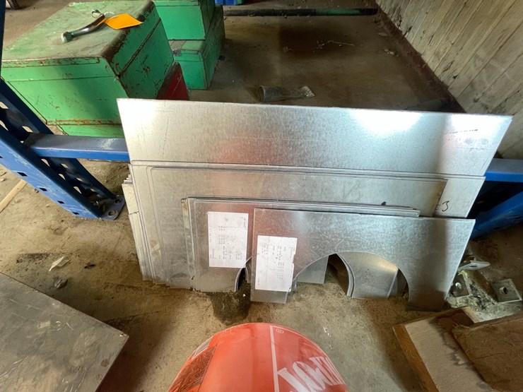 #4052-•-metal-cart,-sheet-metal,-buckets,-and-sunflower-heater-image-6