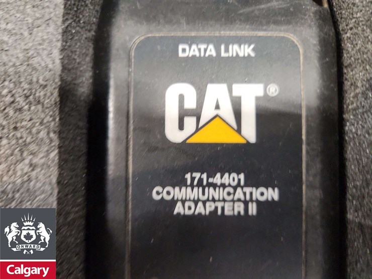 cat-electronic-technician-image-4