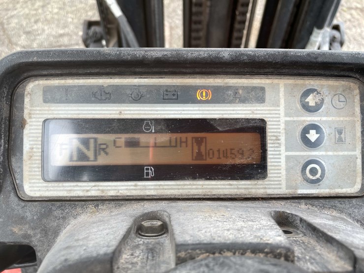 #1101-•-2014-nissan-5200-lb.-lp-forklift-image-25