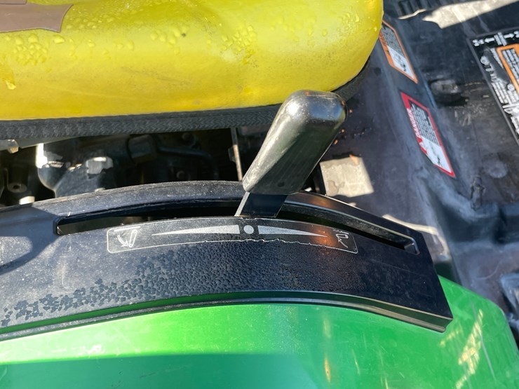 john-deere-4010-image-16